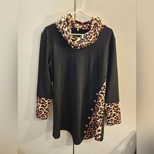 Womans Black Large Black Leapard Trim Cowl Neck Tunic